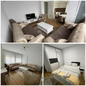 6/21.One bedroom apartment in Pristine no